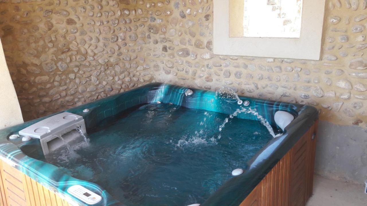 Chambre A La Ferme Au Milieu Des Lavandes فالونسول المظهر الخارجي الصورة